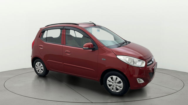 Second-hand 2013 Hyundai i10 स्पोर्टज़ for sale in Bangalore
