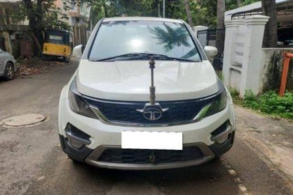 2019 Tata Hexa एक्सएम प्लस