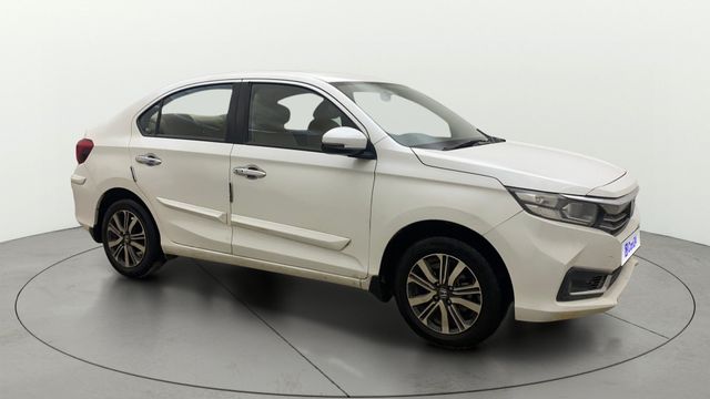 Honda Amaze 2nd Gen VX CVT Second-hand 2023 Honda Amaze 2nd Gen VX CVT for sale in Hyderabad