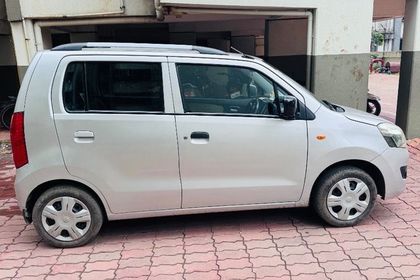 2017 Maruti Suzuki Wagon R वीएक्सआई BS IV