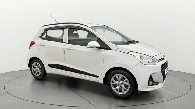 Hyundai Grand i10 1.2 Kappa Sportz Option Second-hand 2017 Hyundai Grand i10 1.2 Kappa Sportz Option for sale in Faridabad