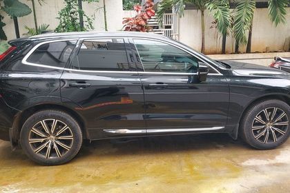 2021 Volvo XC60 Inscription D5