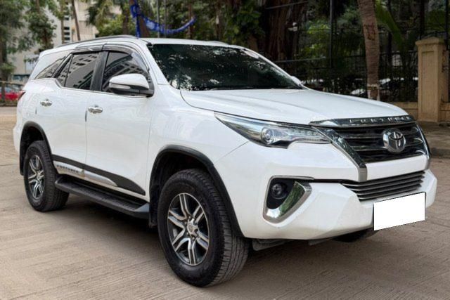 Toyota Fortuner 2.8 2WD AT BSIV Second-hand 2017 Toyota Fortuner 2.8 2WD AT BSIV for sale in Mumbai