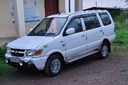 2014 Chevrolet Tavera Neo 3 10 Seats BSIII