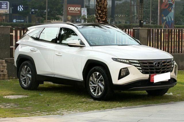Hyundai Tucson Signature AT Second-hand 2024 Hyundai Tucson Signature AT for sale in Noida