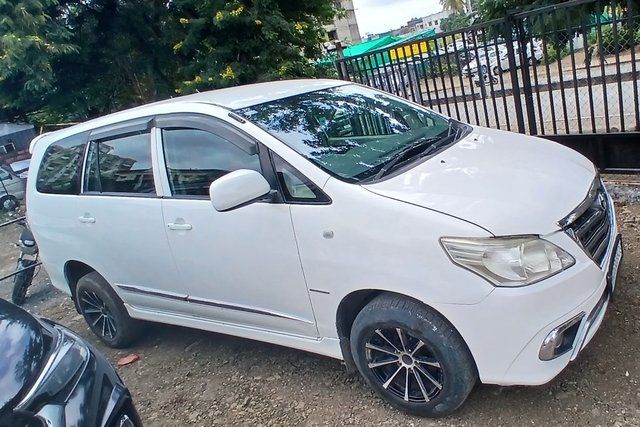 Second-hand 2014 Toyota Innova 2.5 G (Diesel) 7 Seater BS IV for sale in Pune