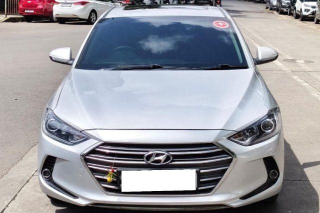 Second-hand 2016 Hyundai Elantra 2.0 SX AT for sale in Mumbai