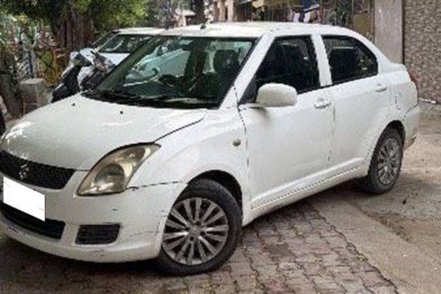 Maruti Suzuki Swift Dzire Tour LDI Second-hand 2013 Maruti Suzuki Swift Dzire Tour LDI for sale in Chandigarh