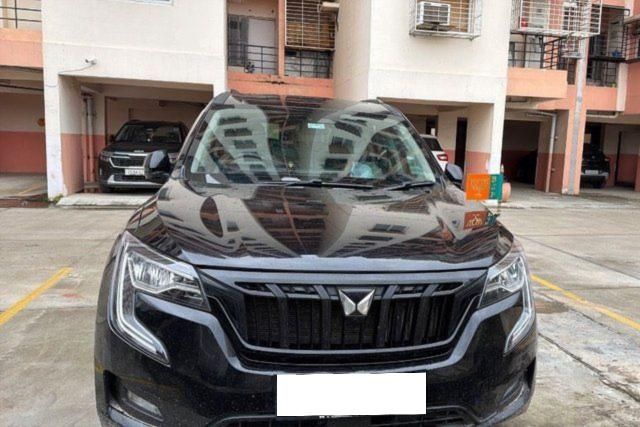 Mahindra XUV700 AX7 7Str Diesel Second-hand 2024 Mahindra XUV700 AX7 7Str Diesel for sale in Lucknow