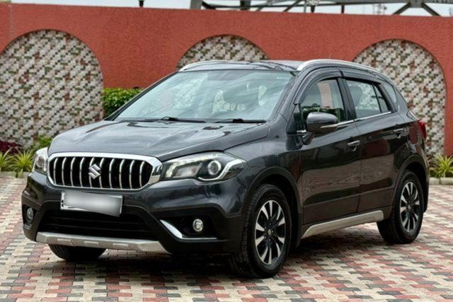 Second-hand 2020 Maruti Suzuki S Cross अल्फा for sale in Surat
