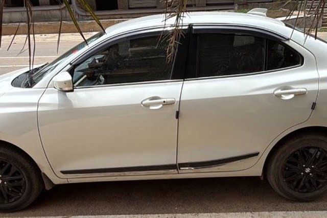 Maruti Suzuki Dzire ZXI CNG Second-hand 2025 Maruti Suzuki Dzire ZXI CNG for sale in Gwalior