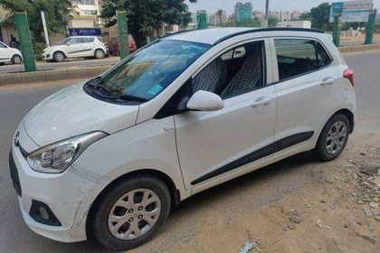 2016 Hyundai Grand i10 Sportz