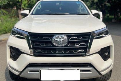 2024 Toyota Fortuner 4x2 एटी