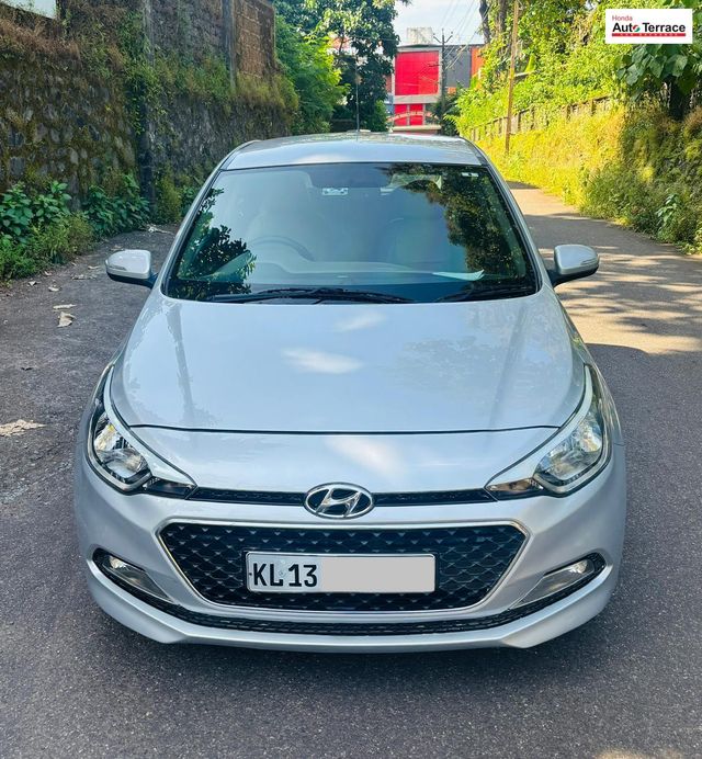 Second-hand 2014 Hyundai i20 Sportz Petrol for sale in Kannur