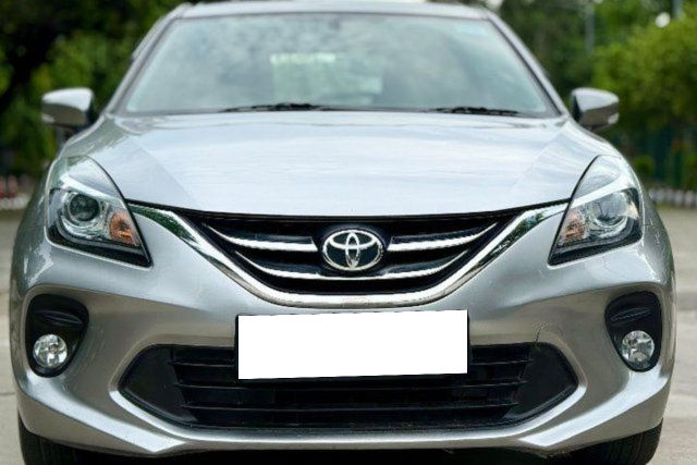 Second-hand 2021 Toyota Glanza वी सीवीटी for sale in New Delhi
