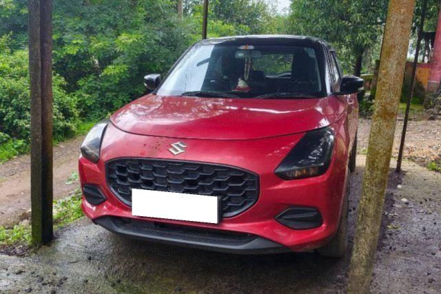 Maruti Suzuki Swift VXi AMT Blitz Edition Second-hand 2024 Maruti Suzuki Swift VXi AMT Blitz Edition for sale in Pune