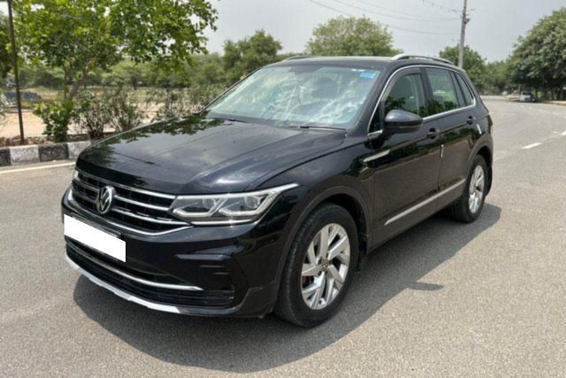 Second-hand 2023 Volkswagen Tiguan 2.0 TSI एलिगेंस for sale in New Delhi