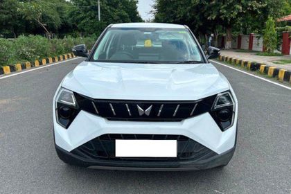 2024 Mahindra XUV 3XO MX3 Pro डीजल