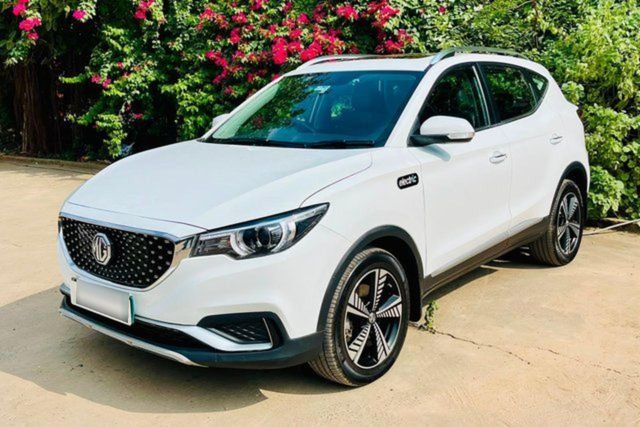 Second-hand 2021 MG ZS EV एक्सक्लूसिव for sale in Ahmedabad