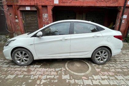 2013 Hyundai Verna 1.6 SX VTVT AT