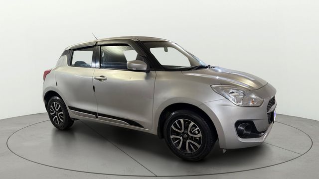 Second-hand 2021 Maruti Suzuki Swift VXI AMT for sale in Greater Noida