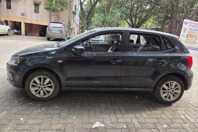 Volkswagen Polo Exquisite 1.2 MPI Highline Second-hand 2015 Volkswagen Polo Exquisite 1.2 MPI Highline for sale in Pune
