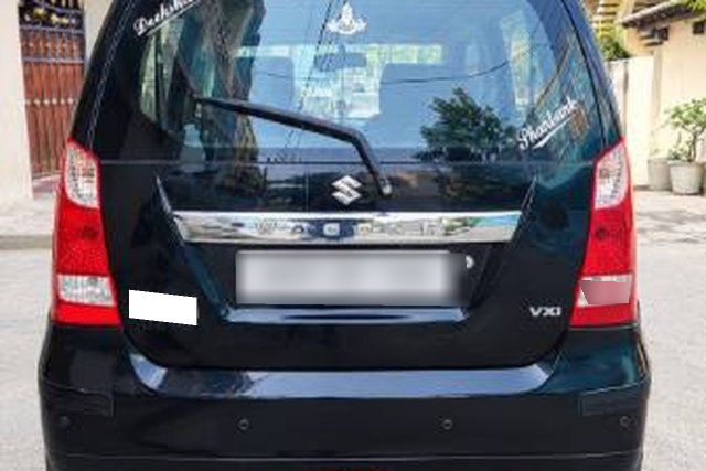Second-hand 2011 Maruti Suzuki Wagon R वीएक्सआई BS IV for sale in Nizamabad