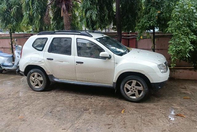 Renault Duster RXL AWD Second-hand 2013 Renault Duster RXL AWD for sale in Ghaziabad
