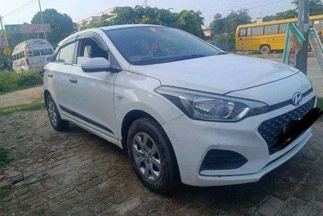 Hyundai i20 Petrol Magna Second-hand 2019 Hyundai i20 Petrol Magna for sale in Meerut