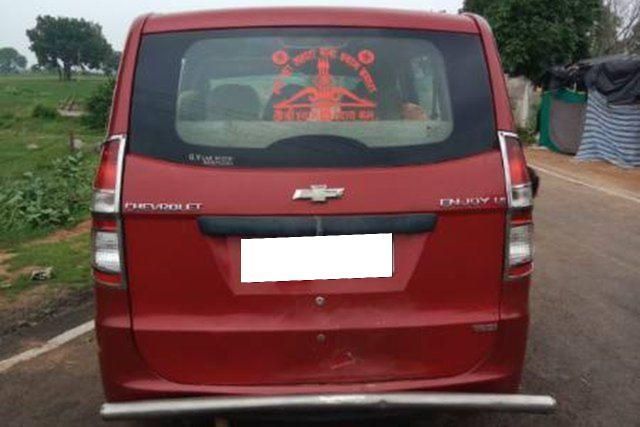Chevrolet Enjoy TCDi LS 7 Seater Second-hand 2013 Chevrolet Enjoy TCDi LS 7 Seater for sale in Shivpuri