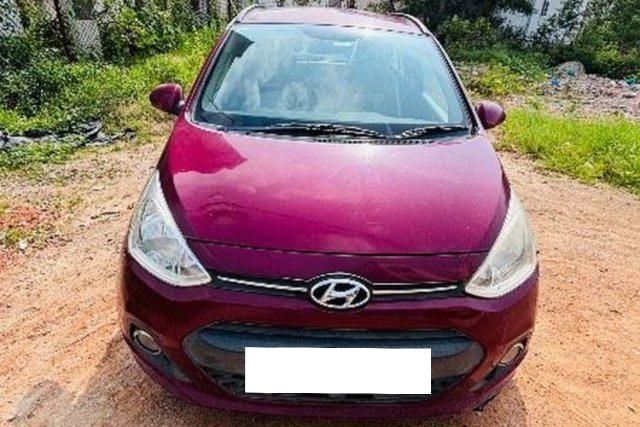 Hyundai Grand i10 CRDi Asta Second-hand 2015 Hyundai Grand i10 CRDi Asta for sale in Hyderabad