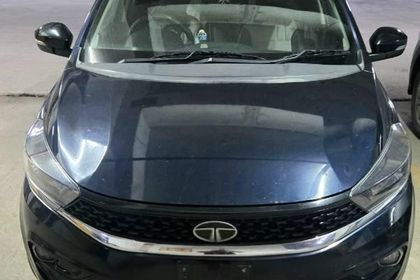 2023 Tata Tigor XZ सीएनजी