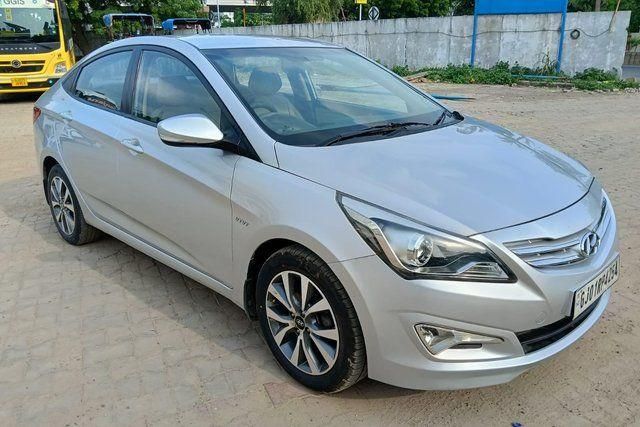 Second-hand 2016 Hyundai Verna 1.6 VTVT एसएक्स for sale in Ahmedabad