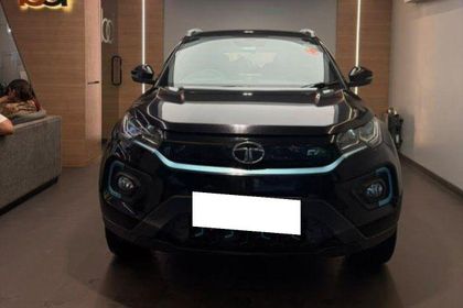 2022 Tata Nexon EV XZ प्लस Dark Edition