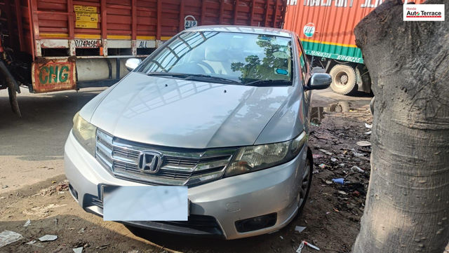 Second-hand 2013 Honda City V MT AVN for sale in Noida