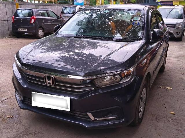 Honda Amaze V Second-hand 2024 Honda Amaze V for sale in New Delhi