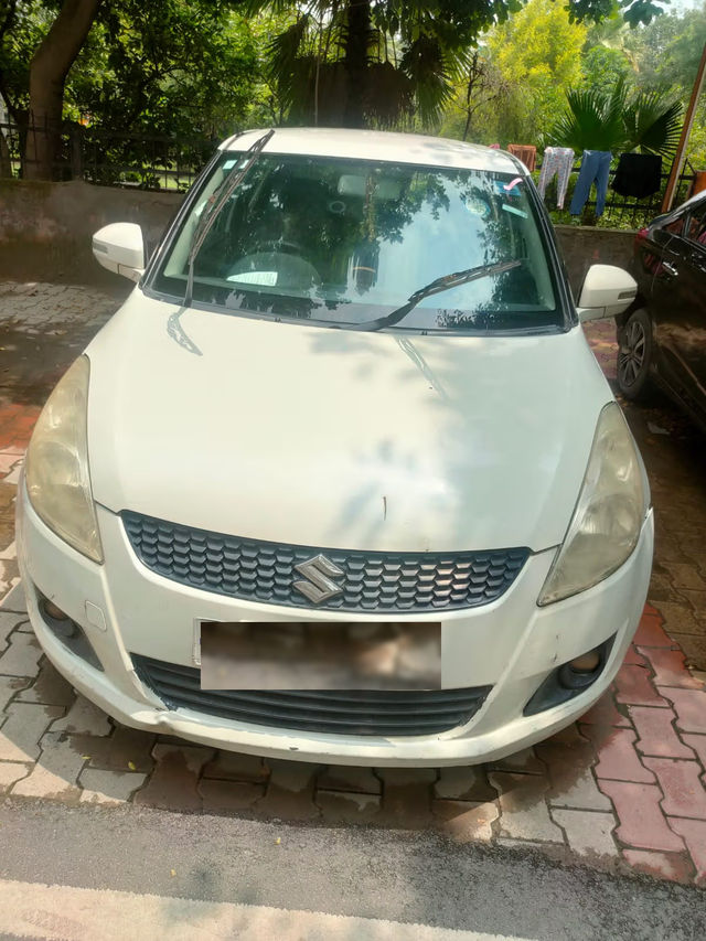 Second-hand 2012 Maruti Suzuki Swift वीएक्सआई for sale in Ghaziabad