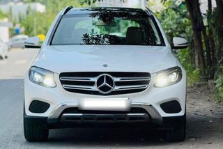 Used 220d 4MATIC Style