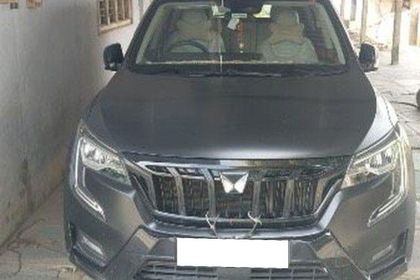 2024 Mahindra XUV700 AX7 7Str AT