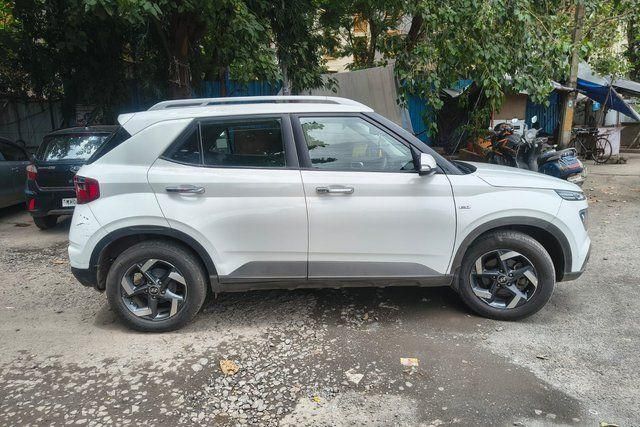 Hyundai Venue SX Plus Turbo DCT BSIV Second-hand 2019 Hyundai Venue SX Plus Turbo DCT BSIV for sale in Thane