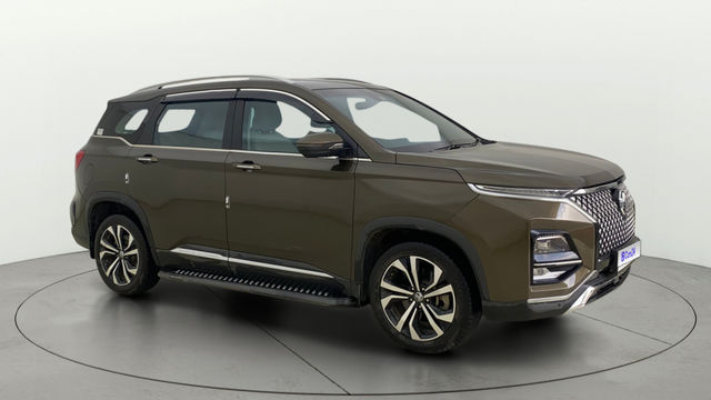 MG Hector Savvy Pro CVT 2023-2025 Second-hand 2023 MG Hector Savvy Pro CVT 2023-2025 for sale in Navi Mumbai