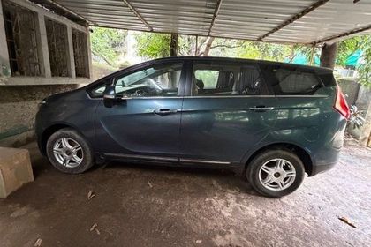 2019 Mahindra Marazzo M6