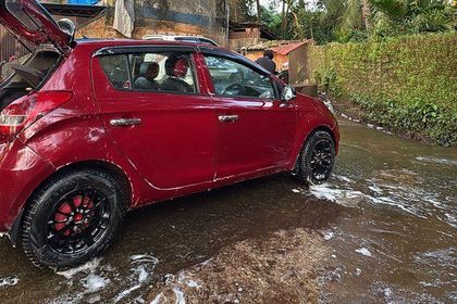 2010 Hyundai i20 1.4 Asta (AT)