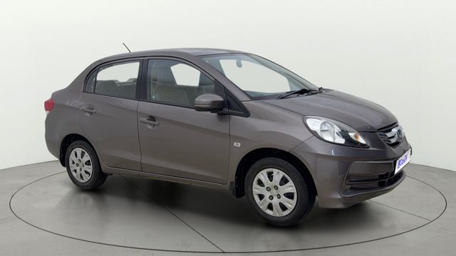 Honda Amaze S AT i-Vtech Second-hand 2015 Honda Amaze S AT i-Vtech for sale in Ahmedabad
