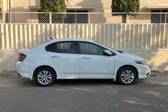 Second-hand 2012 Honda City V AT for sale in Moga