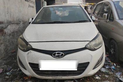 2012 Hyundai i20 1.2 मैग्ना Opt