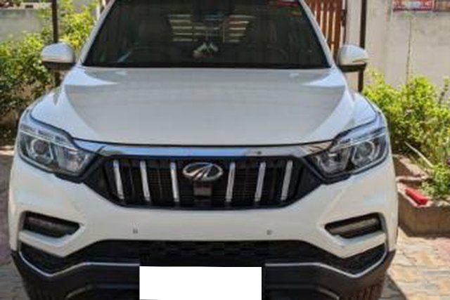 Second-hand 2019 Mahindra Alturas G4 4x4 AT बीएस4 for sale in Jaipur