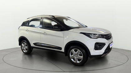 2022 Tata Nexon XZ बीएस6