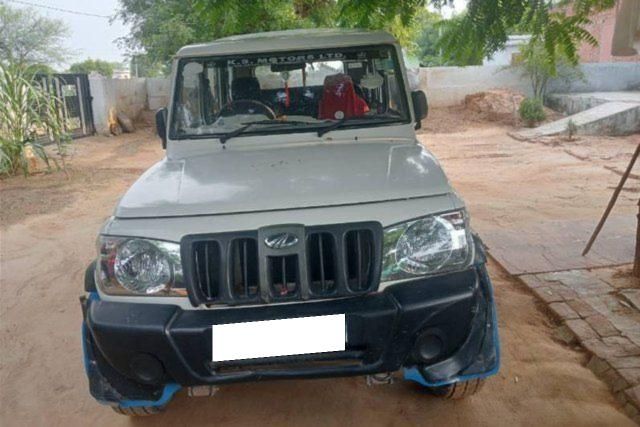 Second-hand 2008 Mahindra Bolero DI NON AC BS III White for sale in Karauli