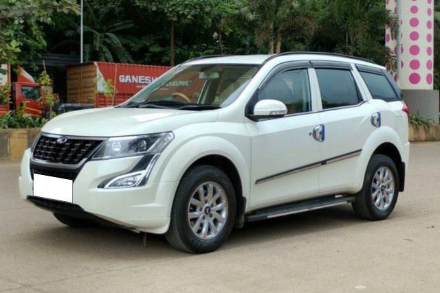 Mahindra XUV500 W11 FWD Diesel Second-hand 2020 Mahindra XUV500 W11 FWD Diesel for sale in Mumbai